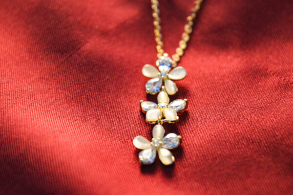 Intricate Flower Pendant - Image 3