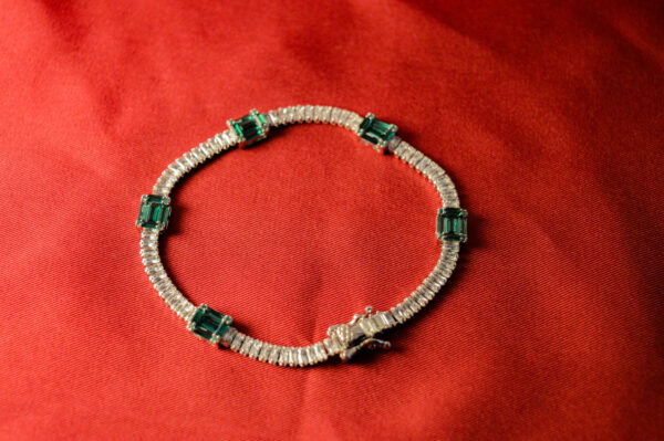 Emerald-Cut Green Zircon Bracelet - Image 3